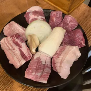큰손제주흑돼지 사진