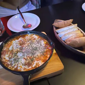 라운드투 사진