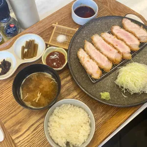 오사카멘치 사진