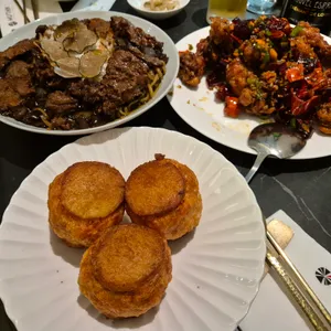 무탄 사진