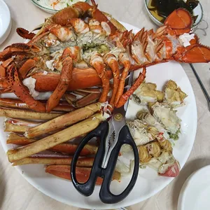 성민대게 사진