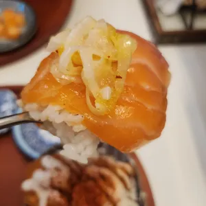 핵밥 사진