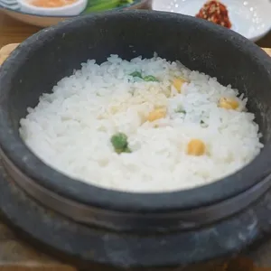 귀빈돌솥밥 사진