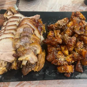 김찬조족발 사진