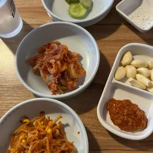 추운돼지 사진