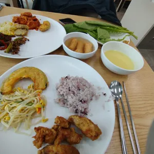 엄니도시락 한식뷔페 사진