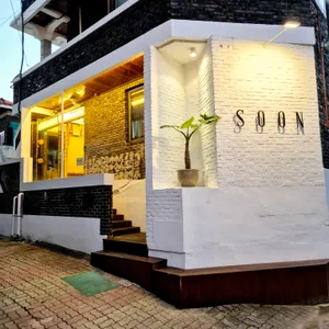 Soon 사진