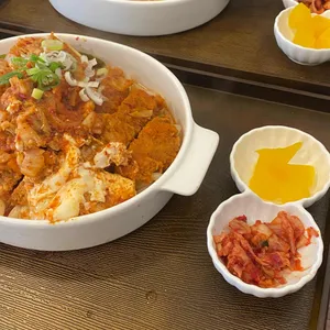 연희덮밥 사진
