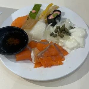 애슐리퀸즈 사진
