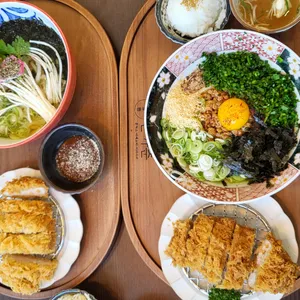 돈카춘 사진
