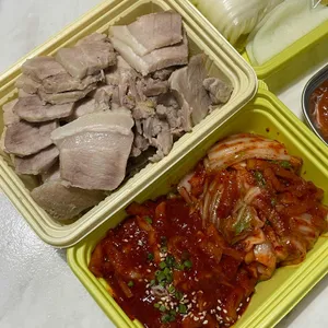 원할머니보쌈족발 성남수진역점 사진