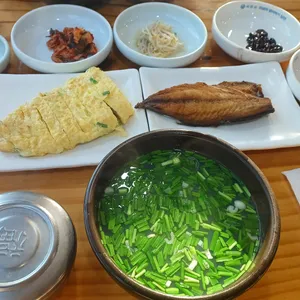 앞뜰식당 사진