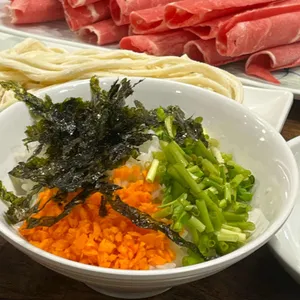 두둑한 샤브 칼국수 사진
