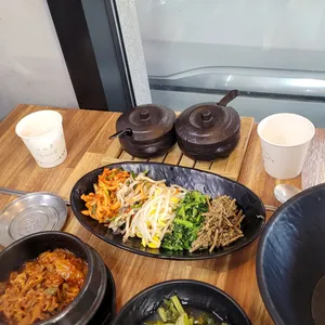 아저씨보리밥 사진