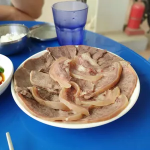 홍성집 사진
