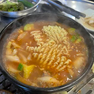 내껍데기돌리도 사진