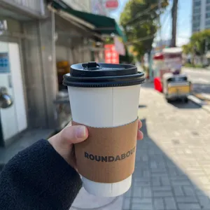 라운드어바웃커피 사진