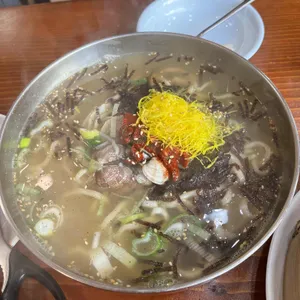 장미칼국수 사진