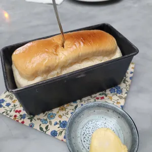 쓰리버즈 사진