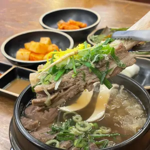 공일백 사진