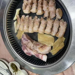 맛찬들 왕소금구이 사진