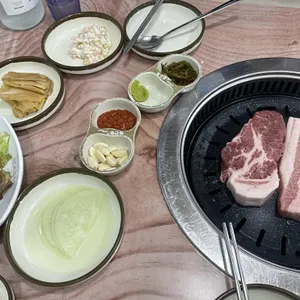 맛찬들 왕소금구이 사진