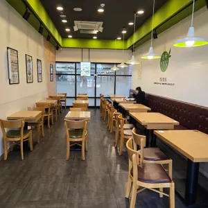 본죽&비빔밥cafe 대표 사진