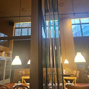 자유인 리뷰 사진