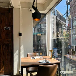 메종브리크 대표 사진