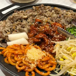 차돌박힌 쭈꾸미 사진