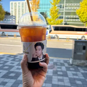 컴포즈커피 대표 사진