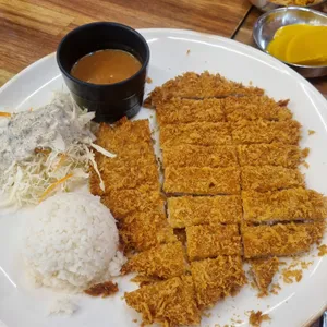 감탄부대찌개&왕돈가스 사진