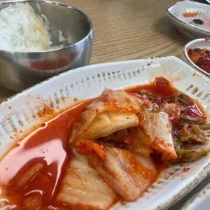 부뚜막 얼큰국밥 사진