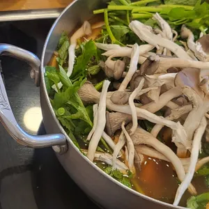 신라 샤브칼국수 사진