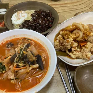 황금룡 사진