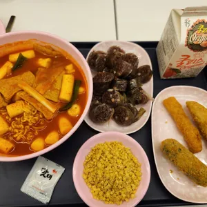 스텔라떡볶이 사진