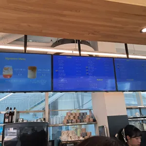 웨일라잇 리뷰 사진