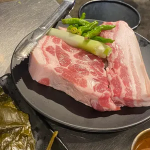 돈멜 사진