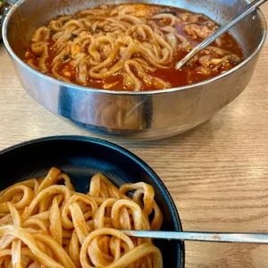 안춘공주얼큰이칼국수 사진