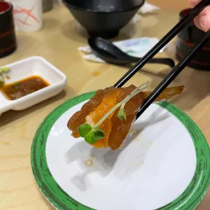 스시다이와 회전초밥 사진