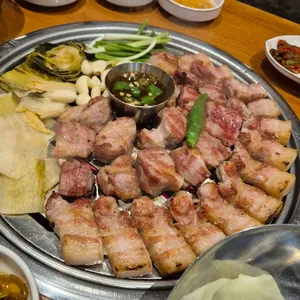 부산댁 사진