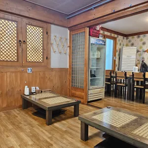 맷돌순두부돌솥밥 리뷰 사진
