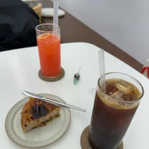 휘게 커피로스터리 사진