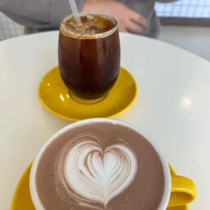 옐로우하트 사진