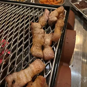 초연 사진