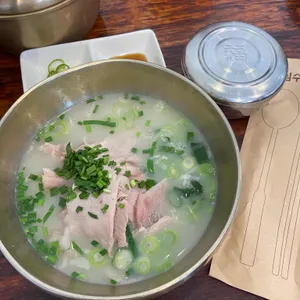 그레이스국밥 사진