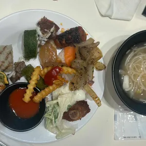 애슐리퀸즈 스퀘어원 인천점 사진