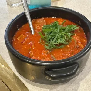 정숙성 사진