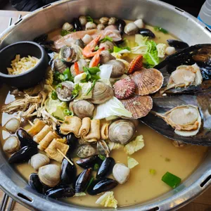 택이네 조개전골 대표 사진