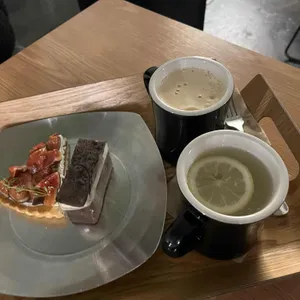 콘하스 사진